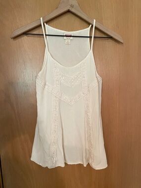 Massimo Prairie Embroidered Cami Size S